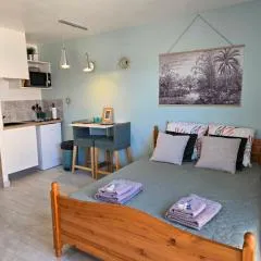 Charmant studio entre mer et forêt