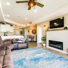 Waterfront Lake Ozark Condo with Pool Access