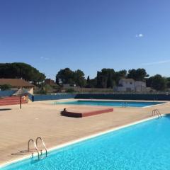 Pavillon indépendant pour 6 personnes dans une résidence sécurisée avec piscine