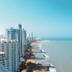 Lujoso Apto Piso 26 con Vista al Caribe