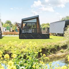 Starlight Skylight - Billing Aquadrome