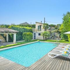 Villa Rafaleta by Villa Plus