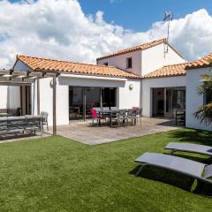 Beautiful Home In Saint Jean De Monts