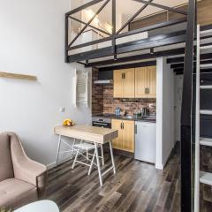 Indigo 2 Apartment z antresolą