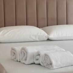 Apartamente me qera Golem