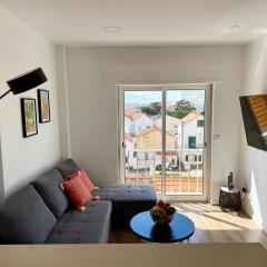 Ton's Loft 3 mins to the Beach