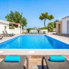 Villa Tosca by Villa Plus
