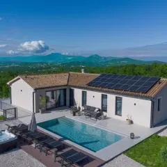 Villa TonKa with jacuzzi sauna and private pool