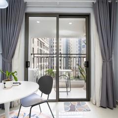 Functional Studio Saigon Royal Hana Apart