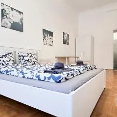 CityCenter67 Apartment