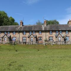3 Railway Cottages
