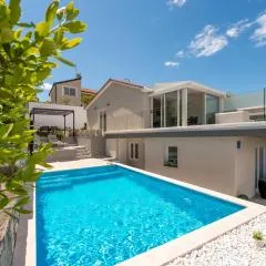Villa Aurora
