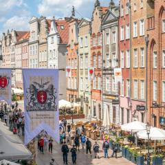 Naptun Old Town by Alqueen Apartments