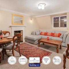 Spacestation Four 4 Bedroom Serviced Apartment By AltoLuxoExperience Short Lets & Serviced Accommodation With Free Wifi