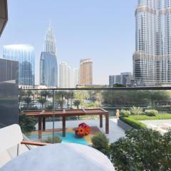 Livbnb-3BR with Burj Khalifa View, Heart of Downtown