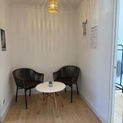 Newly decorated lovely three bedroom flat