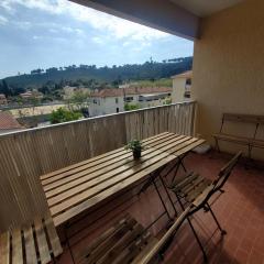 Grand T3 tout équipé au cœur du village