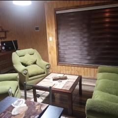 Casa amoblada con portón eléctrico