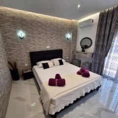 EFReMIAS PLACE
