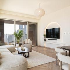 Seraya Residence 9 - 4BDR - Skyline and Burj View - 3 Balconies