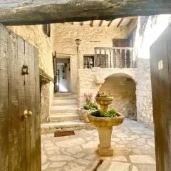 La Mistraline, 2 bedrm 2 bath house in the heart of Provence