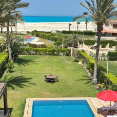 Vibزيارة لا تنسي فيلا مارينا 5 العلمين 6 غرف اطلاله على البحر