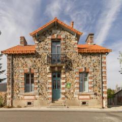 Maison de Charme avec Jardin, Vélos et Jeux pour Enfants à Bouvron - FR-1-306-838