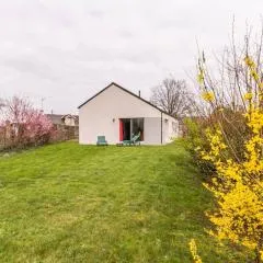 Maison contemporaine à Nozay avec jardin clos, proche Nantes : 3 chambres, Wi-Fi, garage vélos/motos - FR-1-306-1178