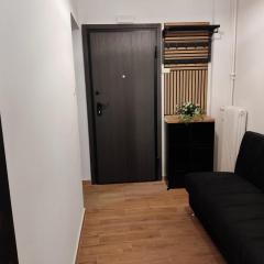 Renovated appartment, near Metro