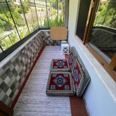 1st Floor Apart Apartment by the River in Uzungöl