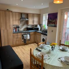 Modern, Quiet, Sleeps 9, Etihad, CoOp Live, Manchester