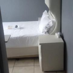 De capital guesthouse