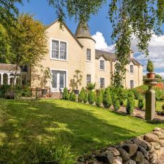 Luxury 5-Bed Country Retreat in the Angus Glens