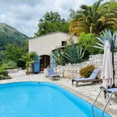 Villa au charme incroyable et piscine