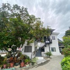 Roomstay Cikgu Mie
