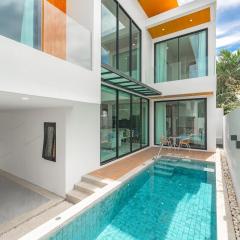 V190 Tropical Oasis 3BR Villa with Pool & Bathtub