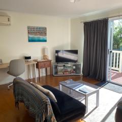 Phillip Island Central Cowes Pet Friendly Wifi Linen Towels Included Beach House