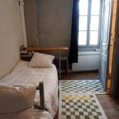 Acacia - Studio Center Thiers - Free Parking - Self-check-in