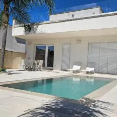 Masseria "Casa Giulia" con piscina
