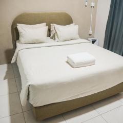 Greek House - Room with Desk, Shared Pool and Kitchen 8