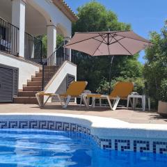 Villa Vista Bonita with private pool, 4 bedrooms, 9 people