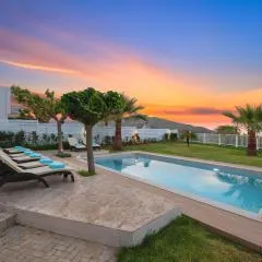 Sunlight Villas Heated Pool