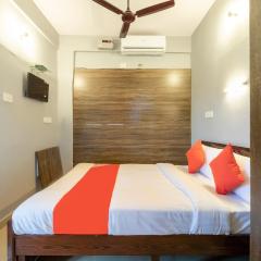 Hotel O Gold Inn Grey