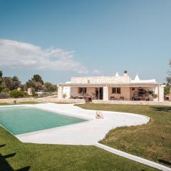 WHITE STONE HOUSE 6&1, Emma Villas