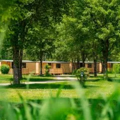 Holiday Home Wood Cube by Interhome