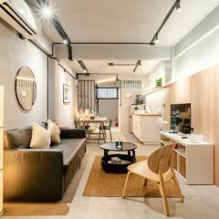 Rare Bangkok Townhouse Perfect for Groups, 8 mins to Train