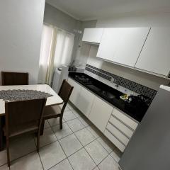 AP 100m do mar mesma rua do Quiosque VavaZão COM GARAGEM