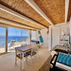 Casa Ventalia, Appartamento Panoramico con Terrazza Vista Mare, Rinella, Salina