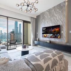 Connected to Dubai Mall, Burj Khalifa and Fountains View, 2BR 8PAX
