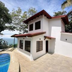 2 BD Villa with Sweeping Views of Manuel Antonio
